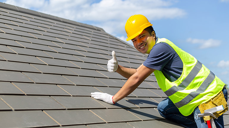 inspecting a Roof Replacement in GREATER TORONTO